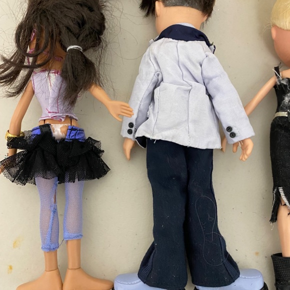 Bratz dolls lot, $30 for 3 - Picture 5 of 9